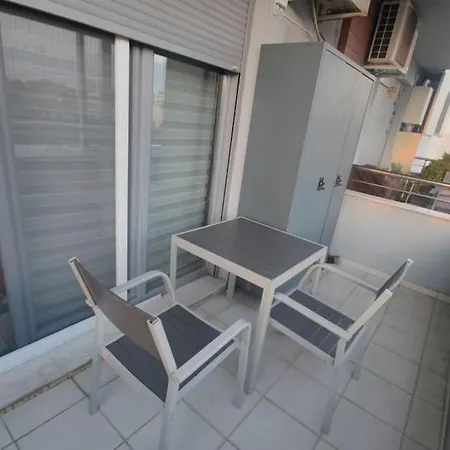 Central Station Modern Apartment Thessaloniki Exterior foto
